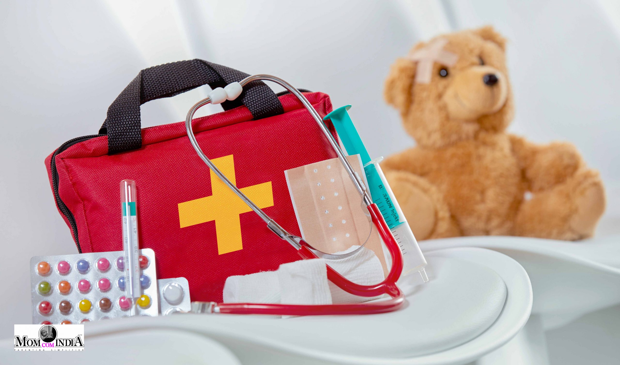 First aid best sale kit for newborn